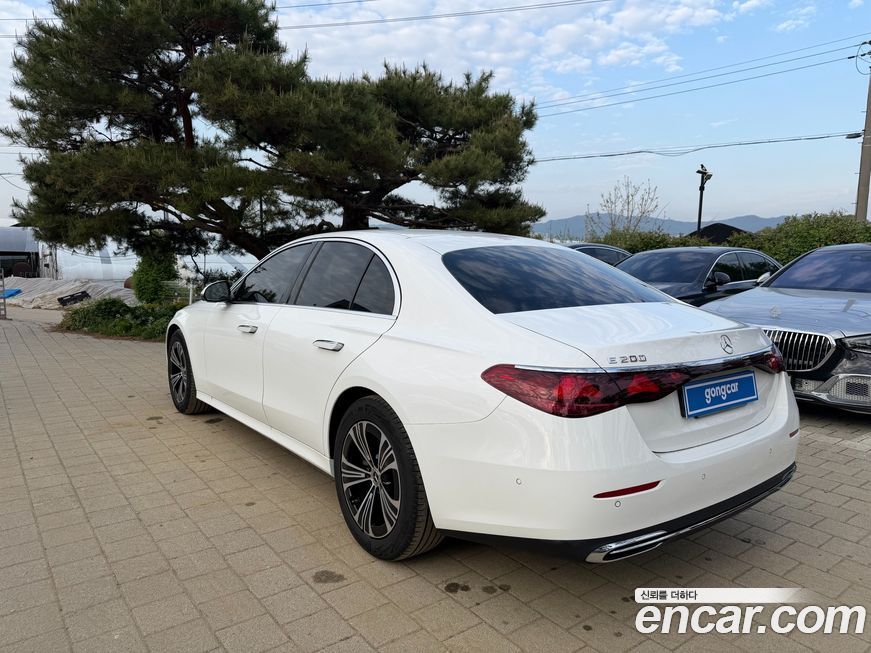 Mercedes-Benz E-Class E200 Avantgarde Limited, 2025