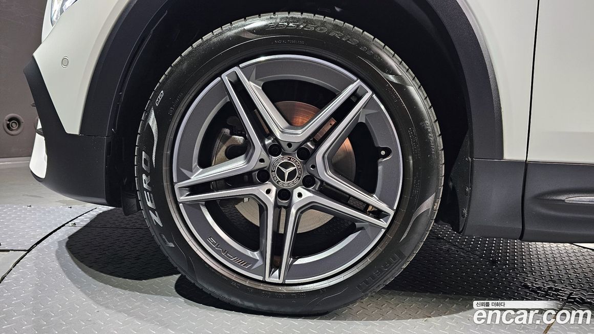 Mercedes-Benz GLB-Class GLB250 4MATIC, 2023