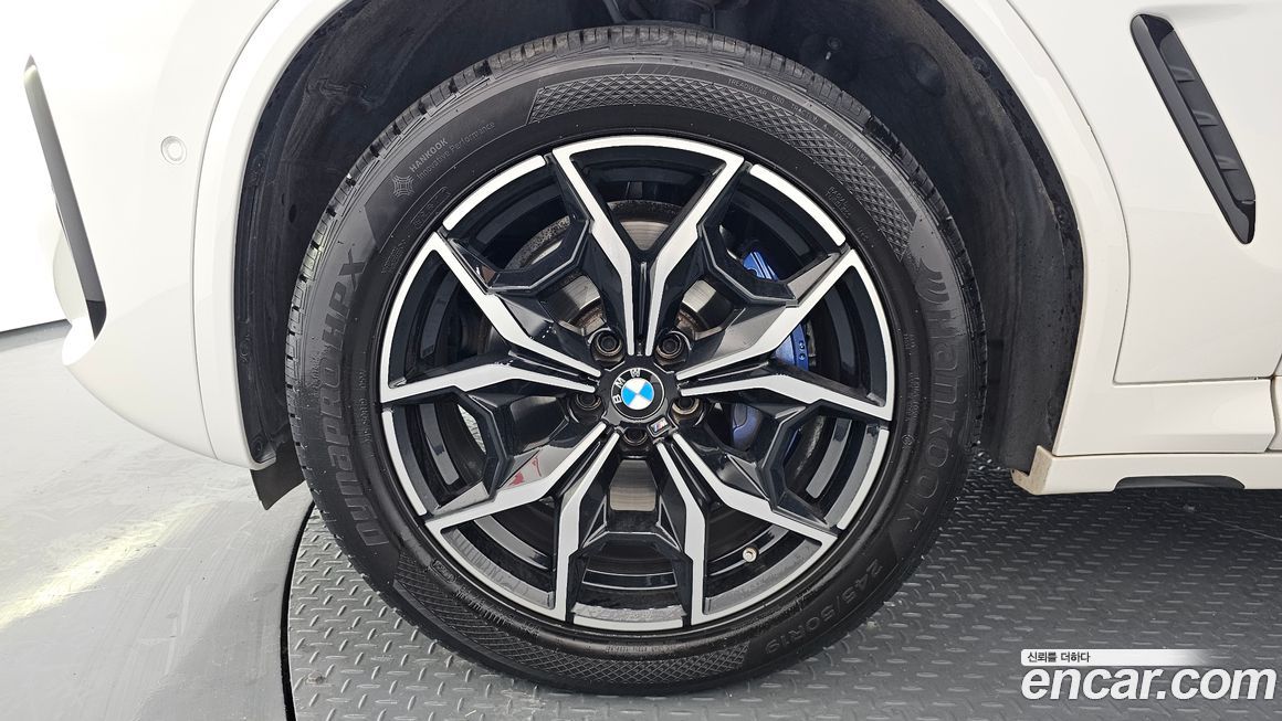 BMW X4 xDrive20i M Sport, 2023