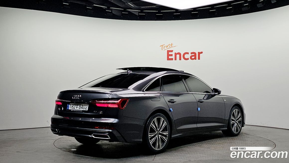 Audi A6 45 TFSI Quattro Premium, 2023