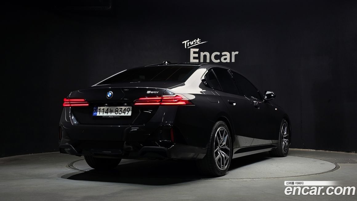 BMW 5-Series 520i M Sport, 2024