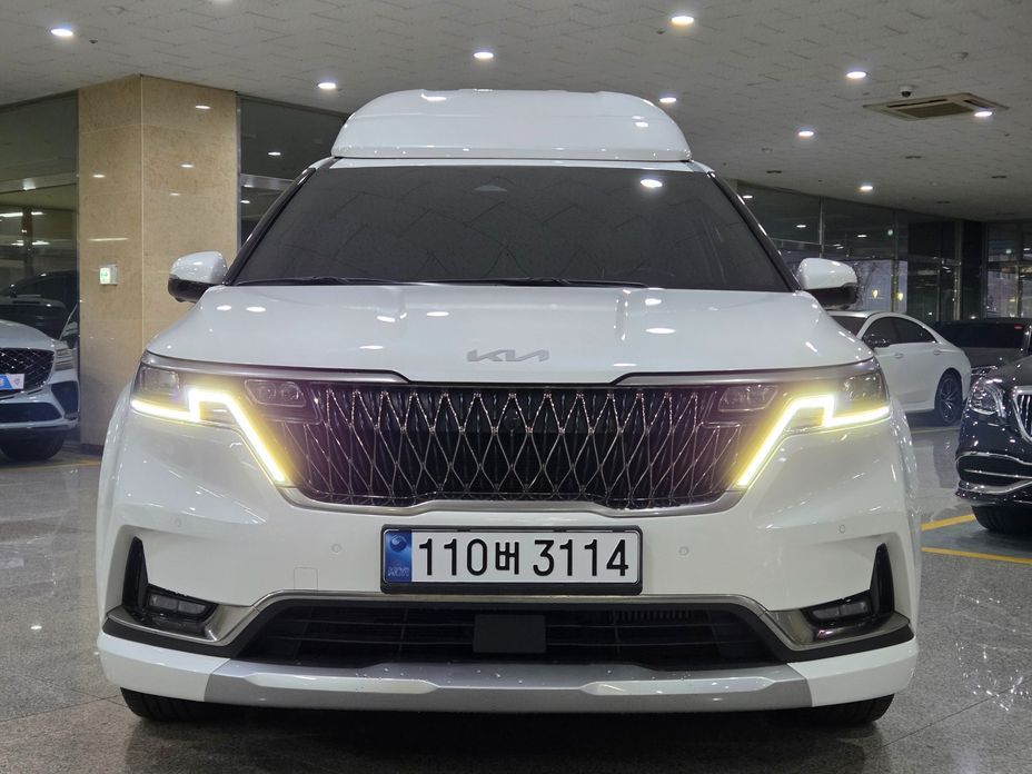Kia Carnival 7-Seater Hi-Limousine, 2022