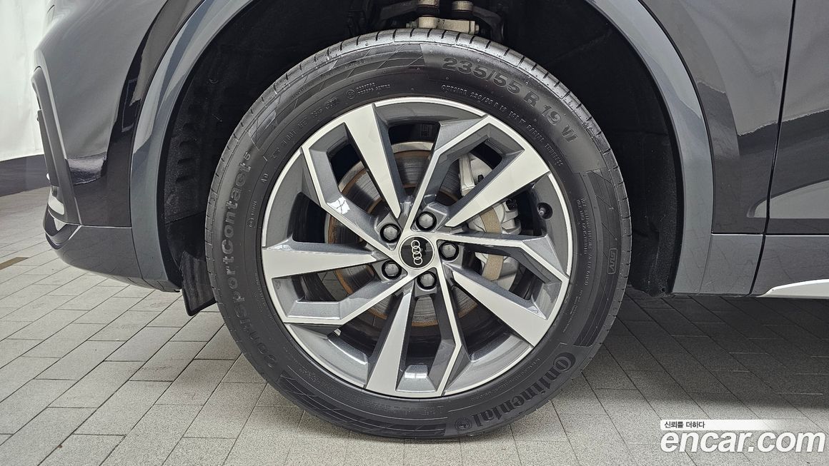 Audi Q5 45 TFSI Quattro, 2023