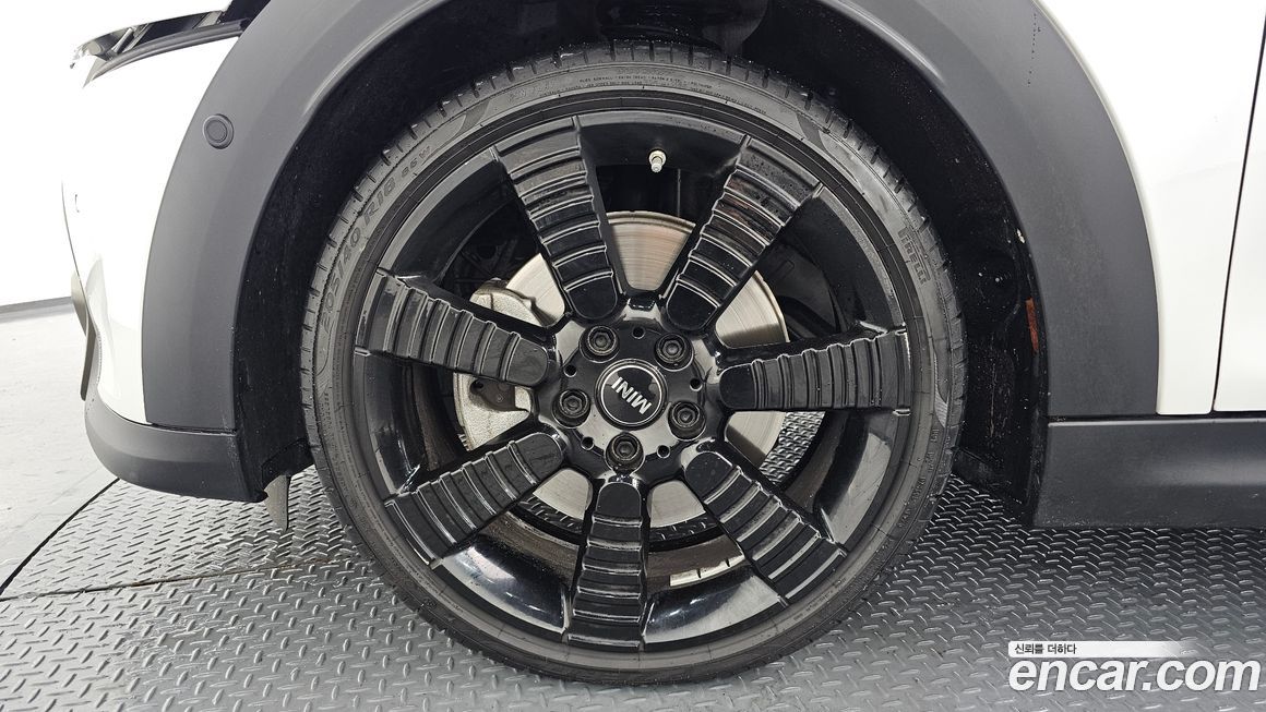 Mini Cooper Convertible Resolute Edition, 2024