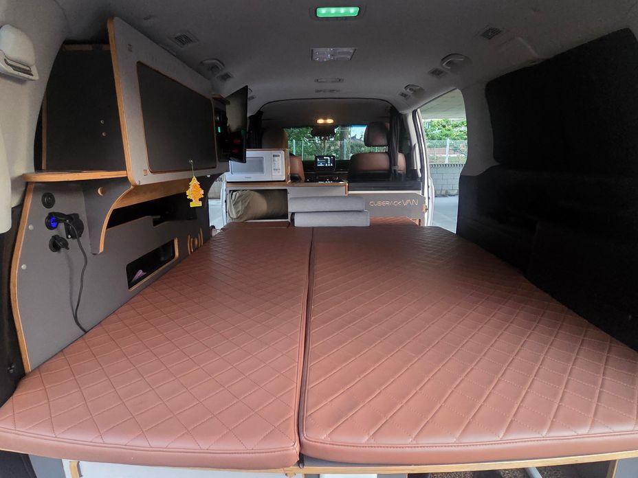 Hyundai Starex 4WD Camping car, 2021