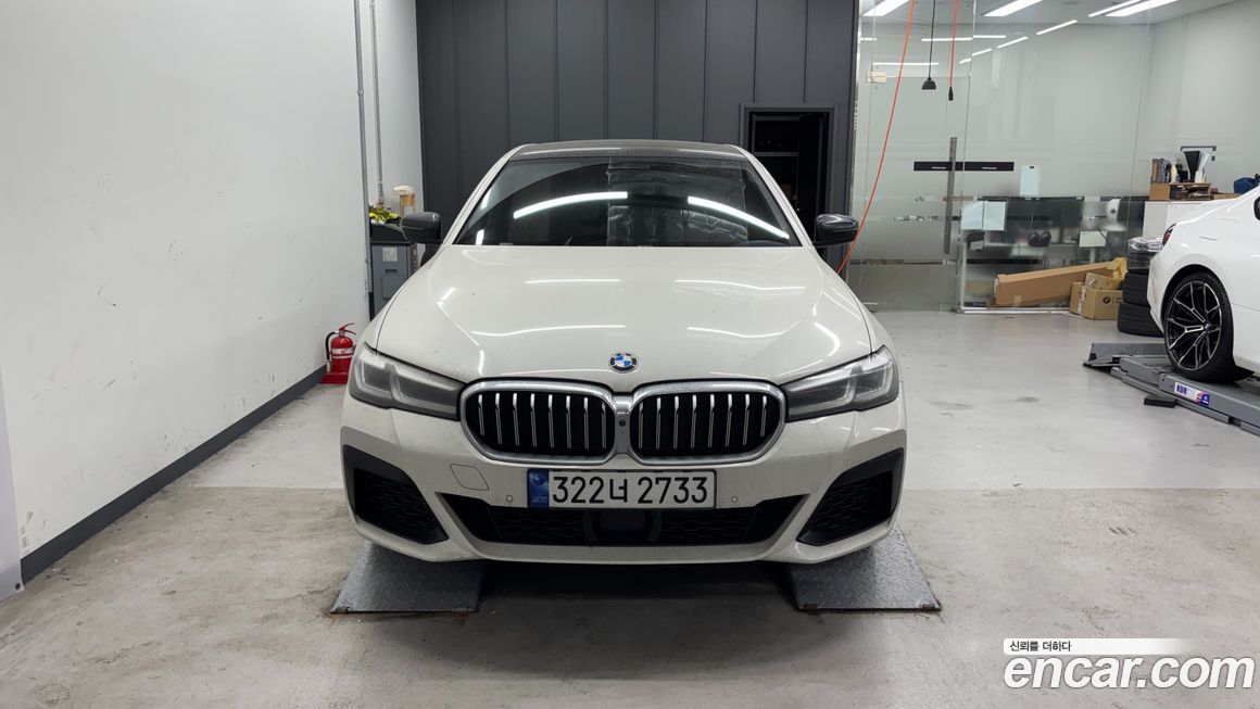 BMW 5-Series 520i M Sport, 2023