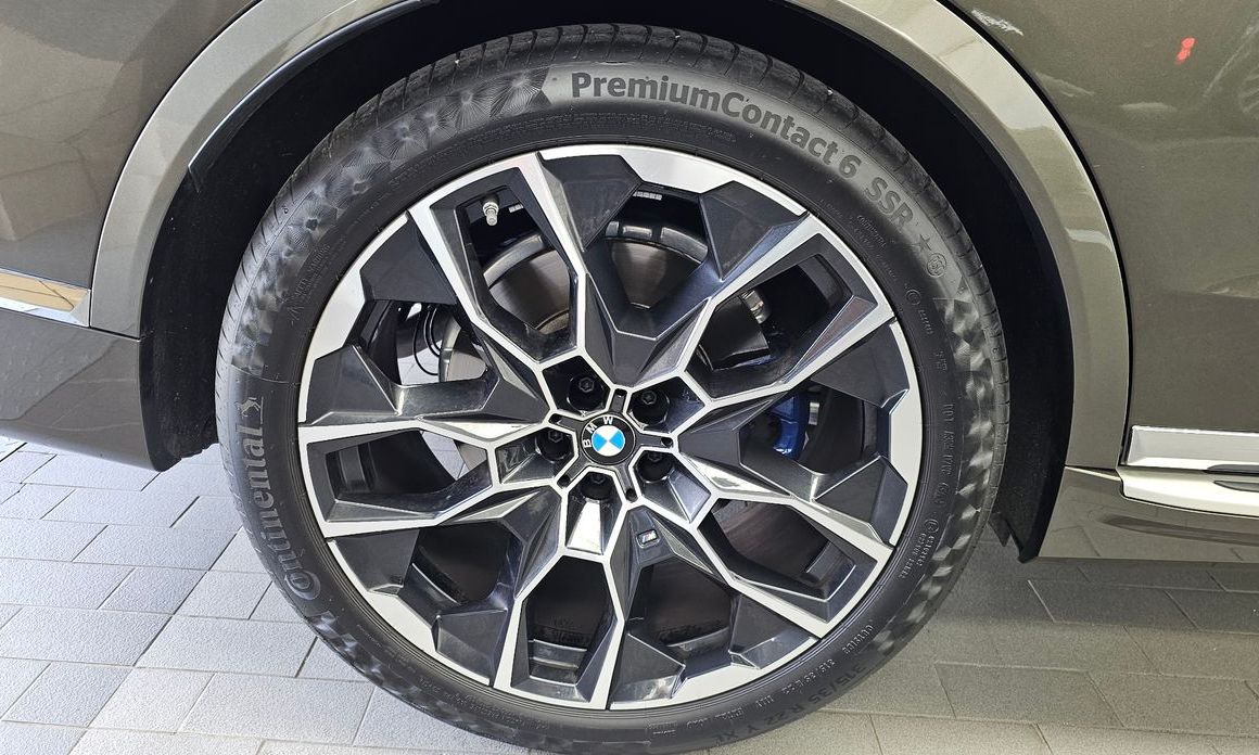 BMW X7 xDrive 40i M Sport 6STR, 2025