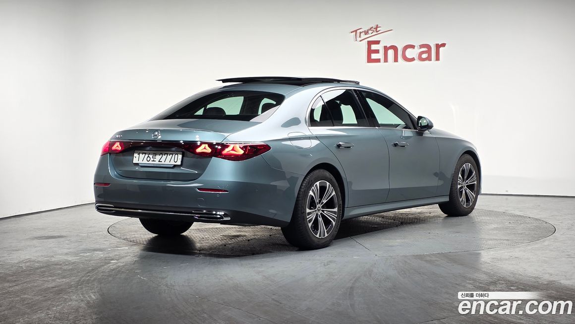 Mercedes-Benz E-Class E200 Avantgarde, 2025