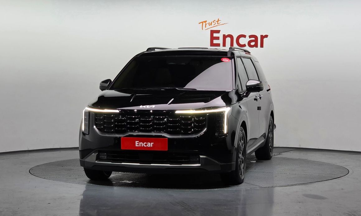 Kia Carnival 7-Seater Gravity, 2025