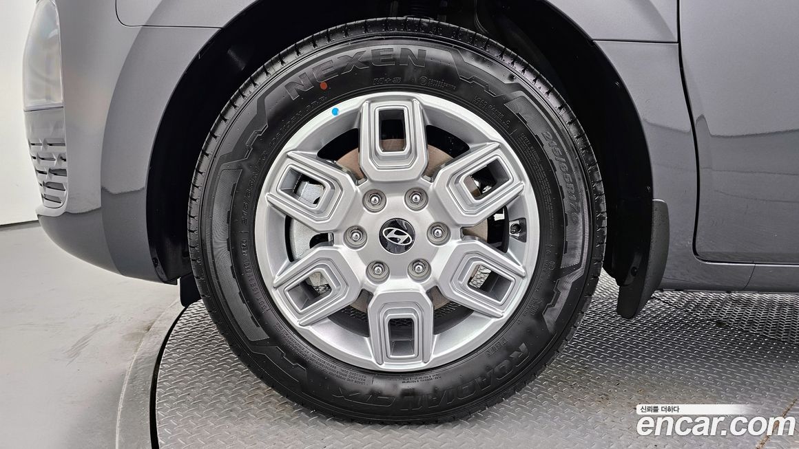 Hyundai Staria Tourer 9-Seater, 2025