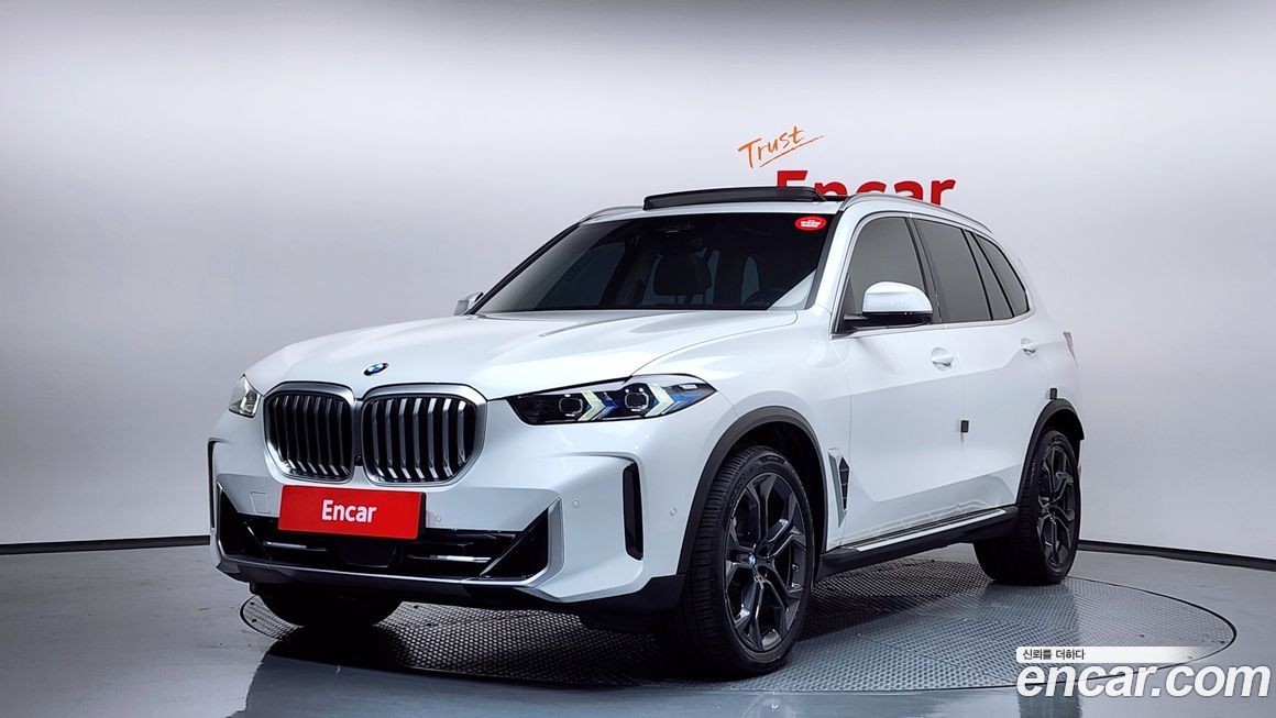 BMW X5 xDrive 40i xLine, 2024
