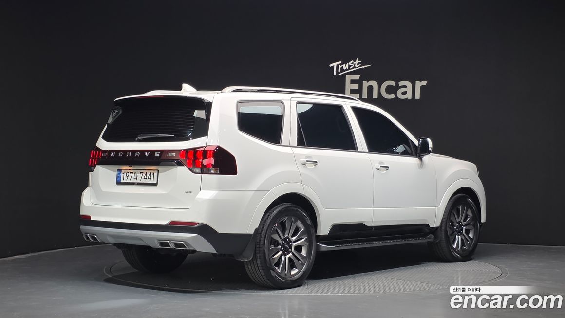 Kia Mohave Diesel 3.0 4WD 5-Seater, 2022