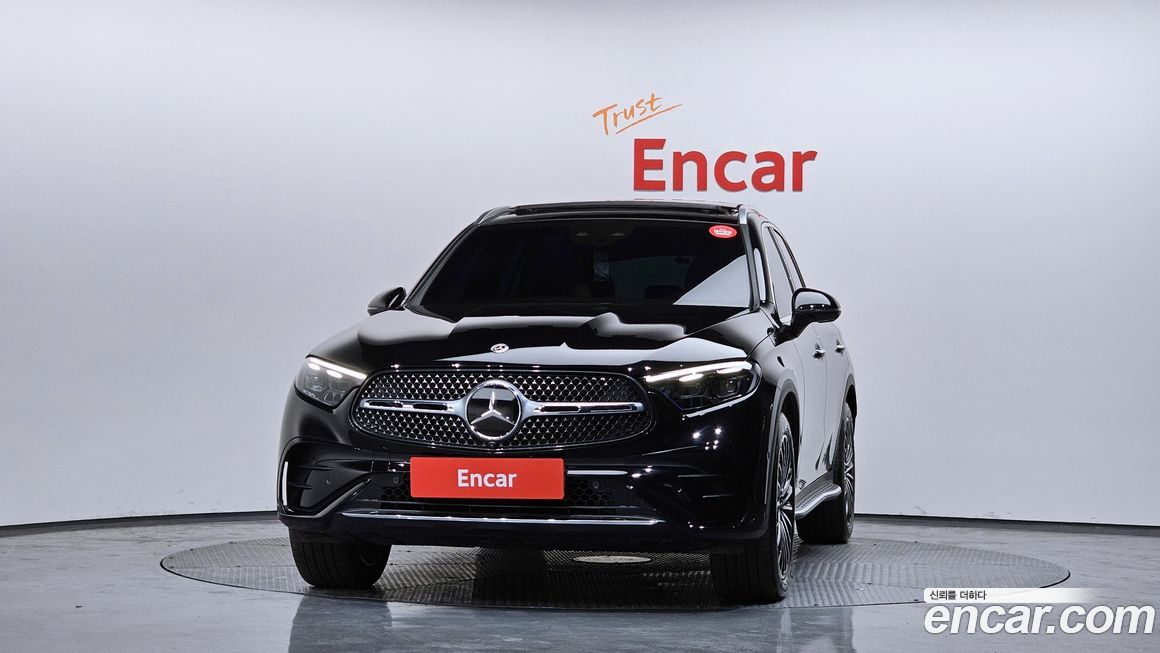 Mercedes-Benz GLC-Class GLC300 4MATIC AMG Line, 2023