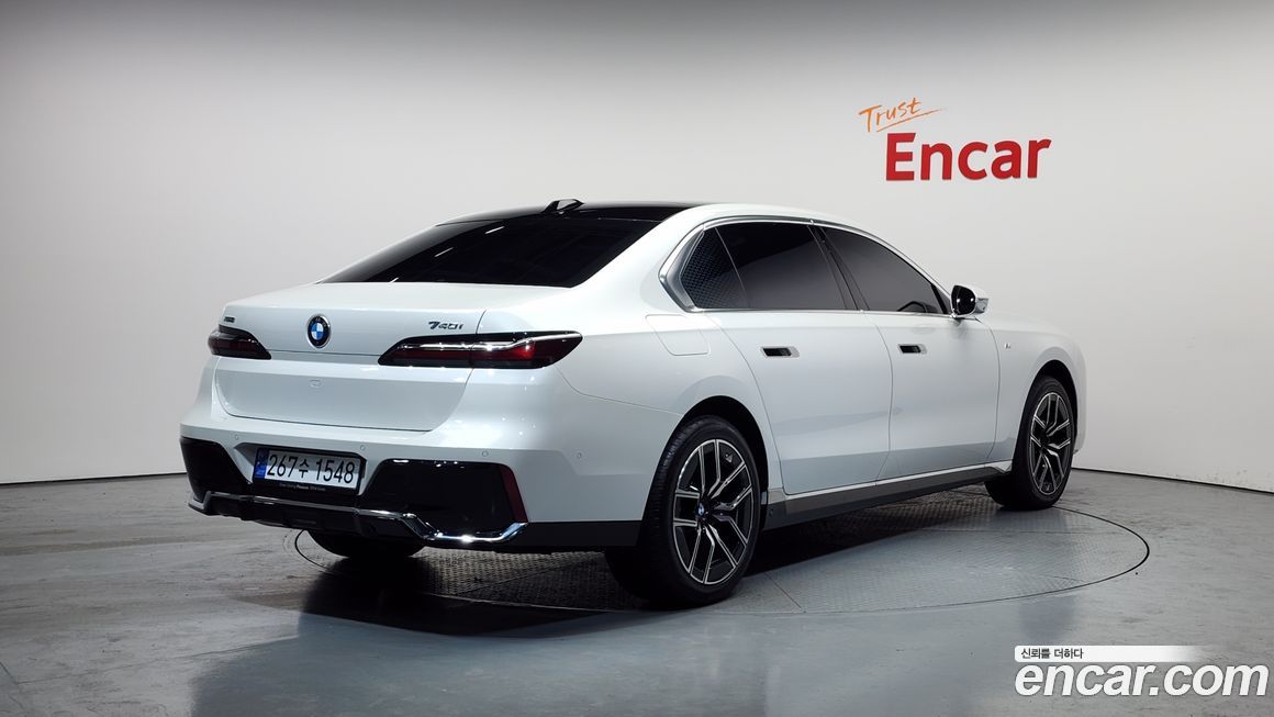 BMW 7-Series 740i xDrive M Sport, 2024