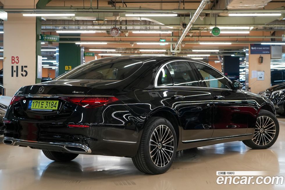 Mercedes-Benz S-Class S350 d 4MATIC, 2025