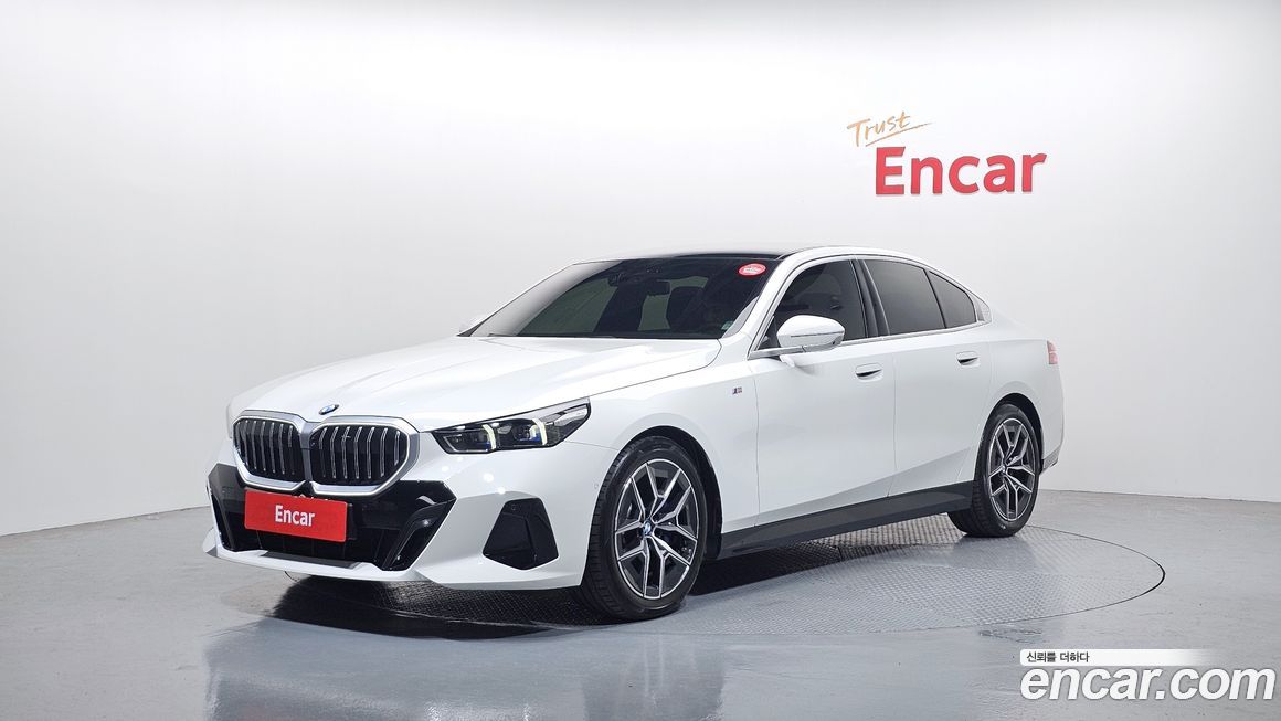 BMW 5-Series 520i M Sport, 2024