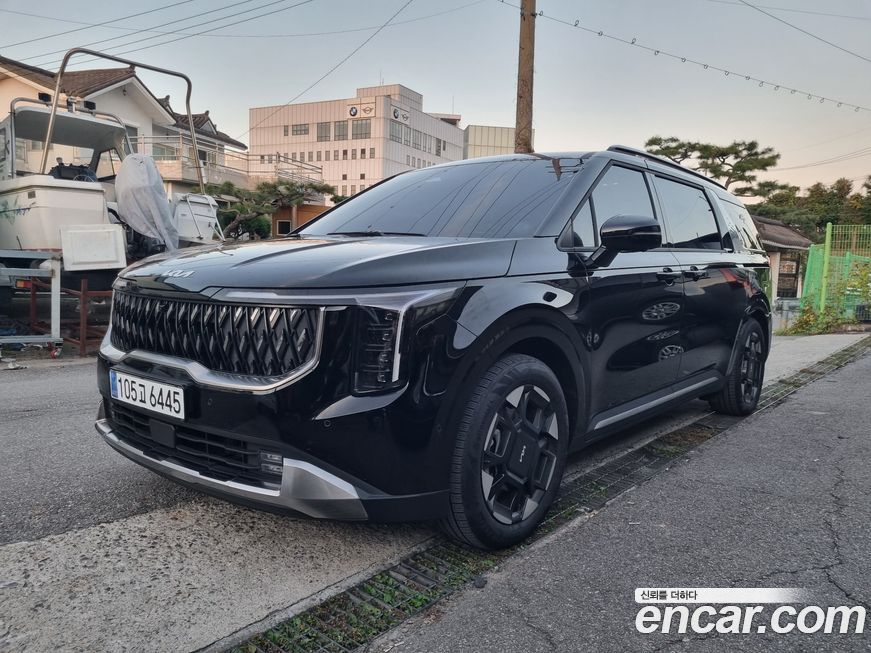 Kia Carnival 7-Seater Signature, 2025