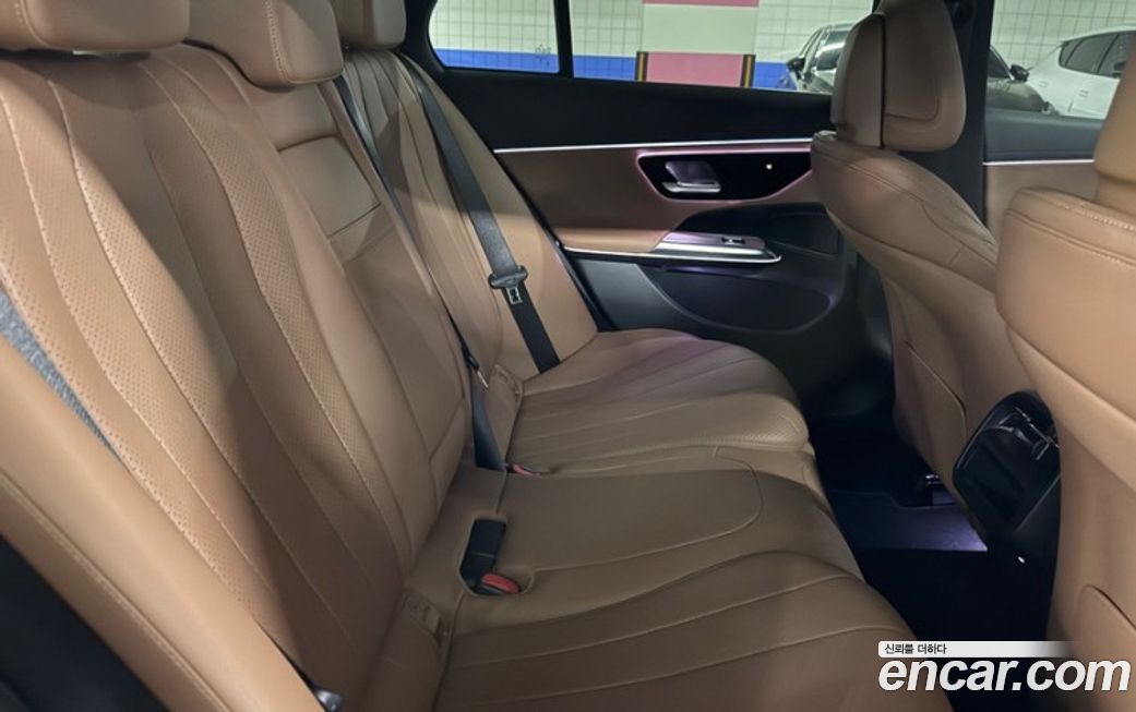 Mercedes-Benz E-Class E200 Avantgarde, 2024