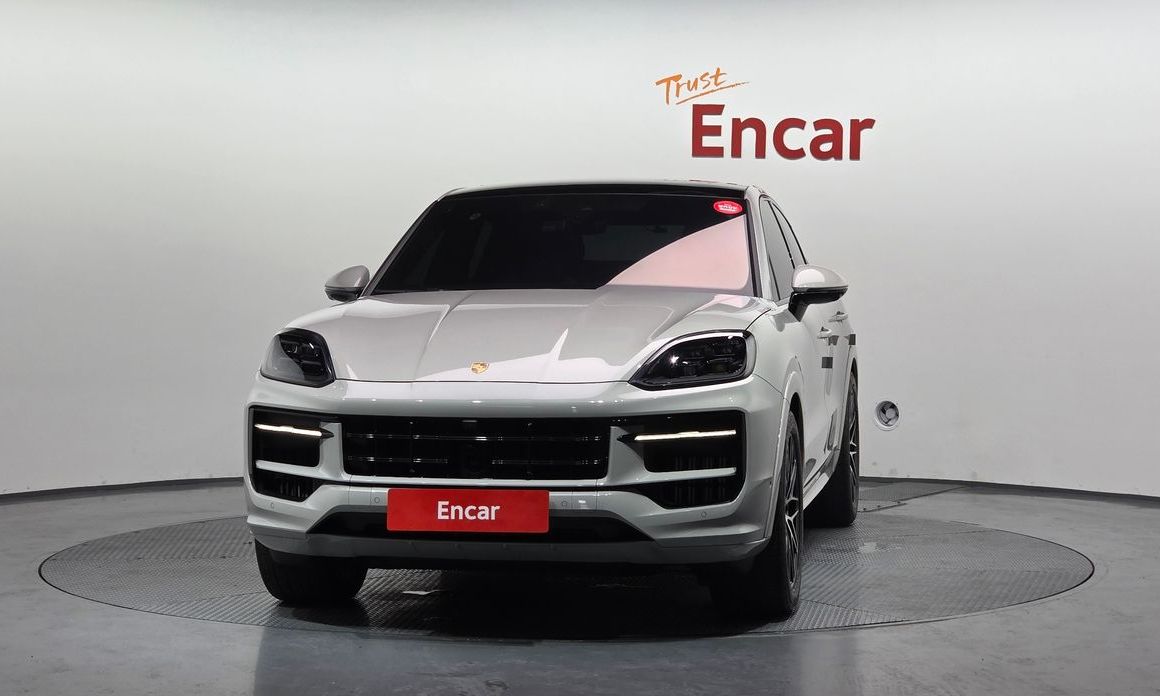 Porsche Cayenne 4.0 GTS Coupe, 2025