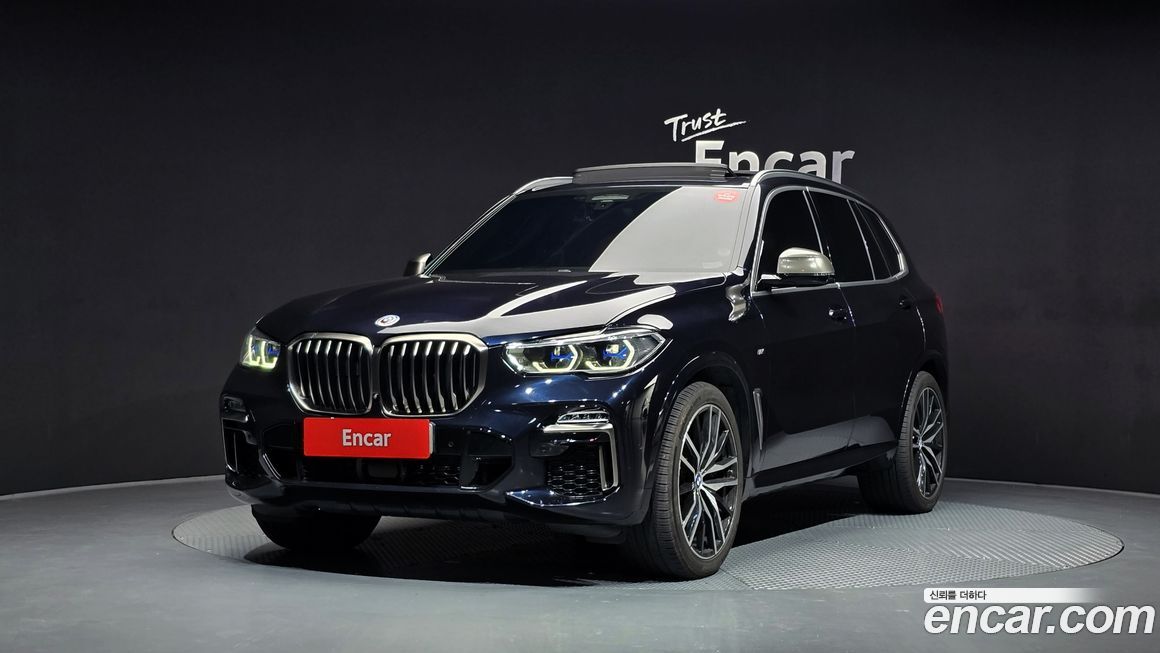 BMW X5 M50i, 2021
