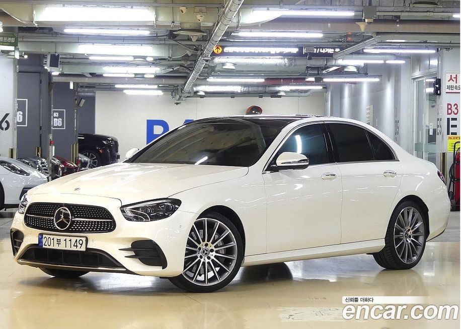 Mercedes-Benz E-Class E350 4MATIC AMG Line, 2022