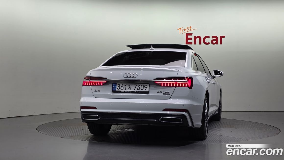 Audi A6 45 TFSI Quattro Premium, 2023