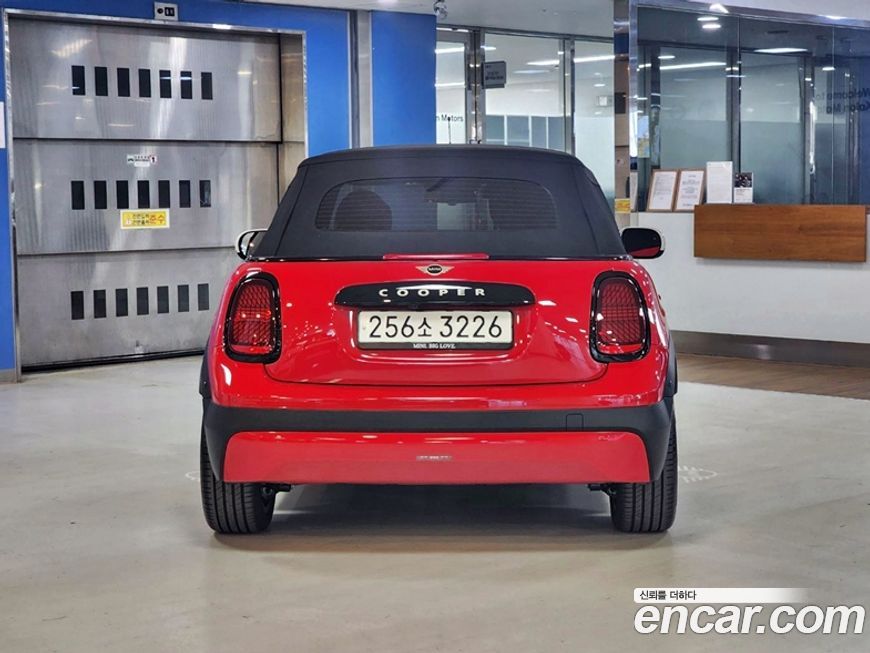 Mini Cooper Convertible Classic, 2025