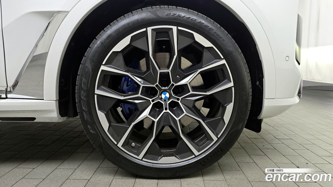 BMW X7 xDrive 40i M Sport 6STR, 2025
