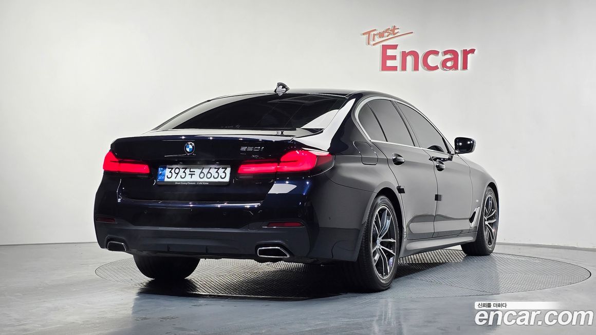 BMW 5-Series 520i M Sport, 2023