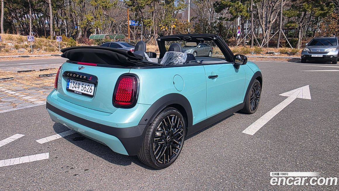 Mini Cooper Convertible Favoured, 2025