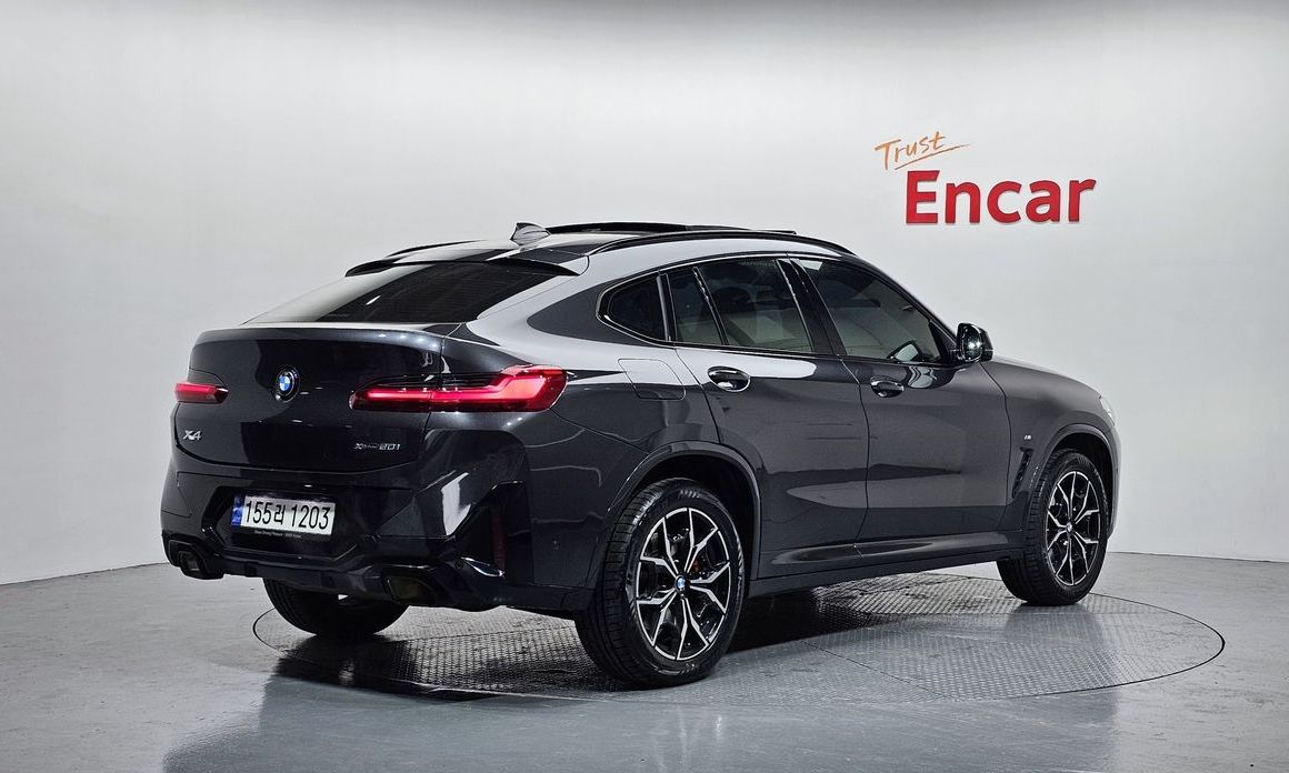 BMW X4 xDrive20i M Sports Pro, 2023