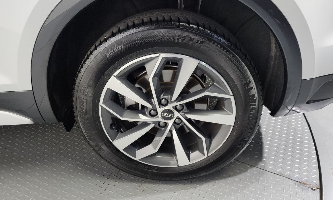 Audi Q5 45 TFSI Quattro, 2023