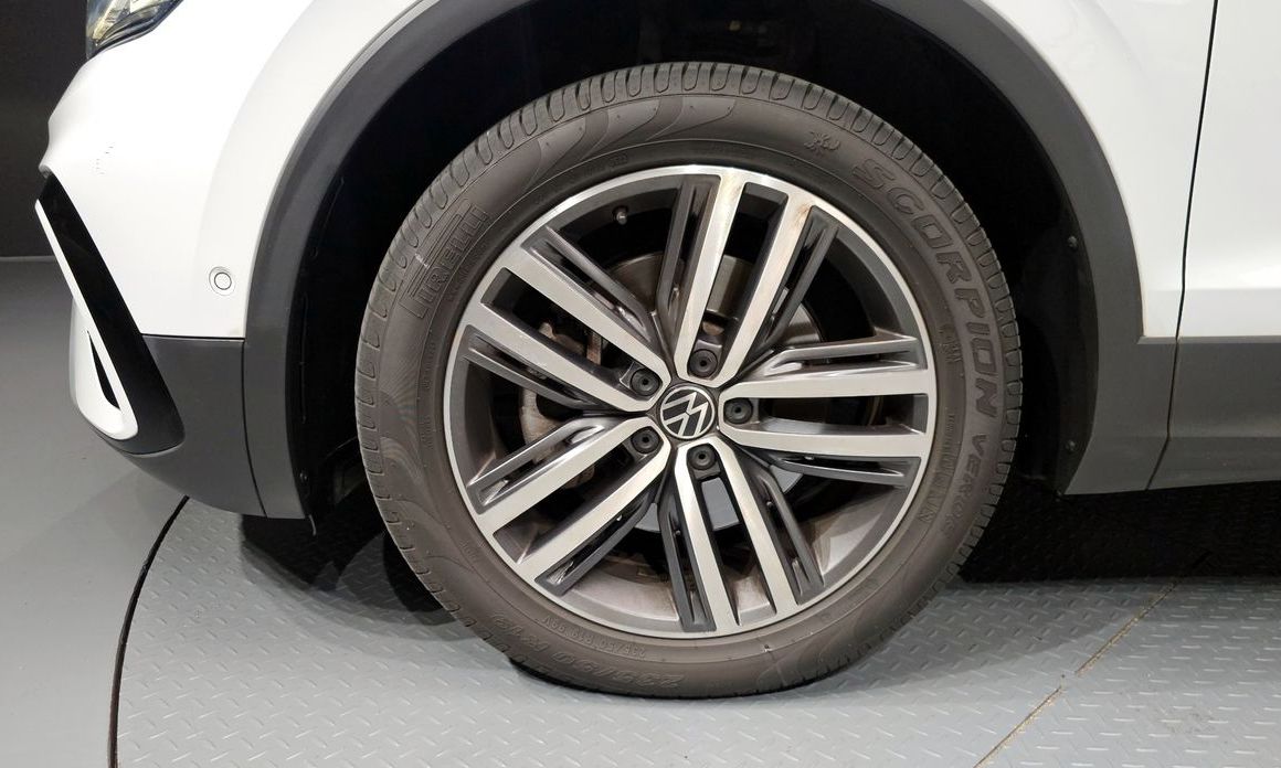 Volkswagen Tiguan 2.0 TSI Prestige, 2023