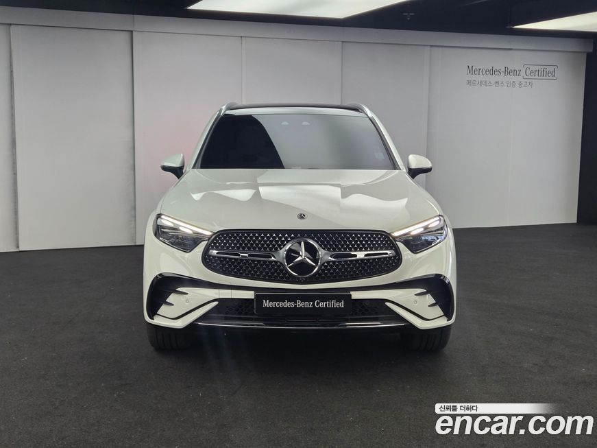 Mercedes-Benz GLC-Class GLC300 4MATIC AMG Line, 2023