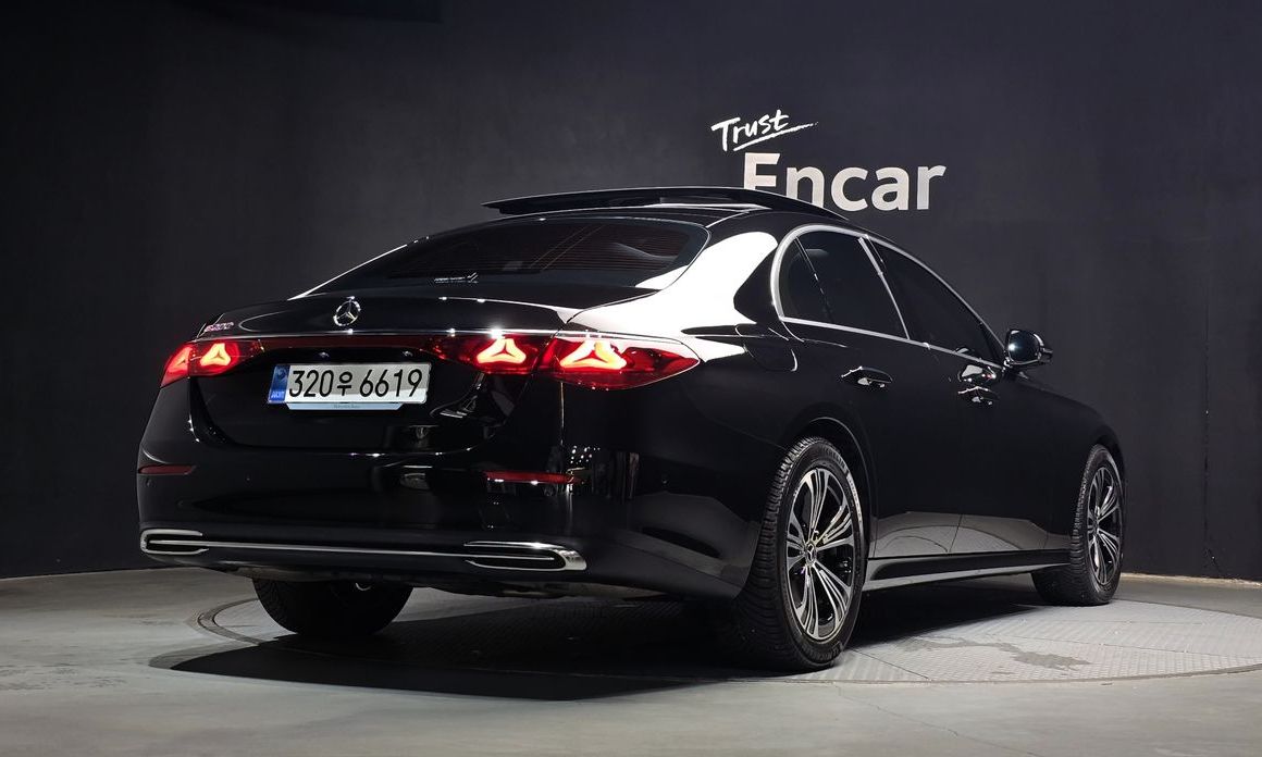Mercedes-Benz E-Class E200 Avantgarde, 2025
