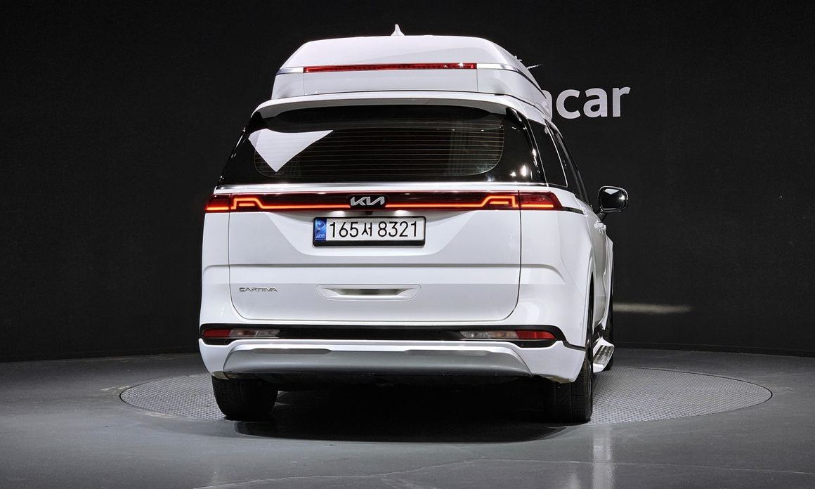 Kia Carnival 9-Seater Hi-Limousine, 2022