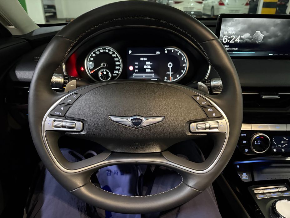 Genesis G80 Gasoline 2.5 Turbo AWD, 2024