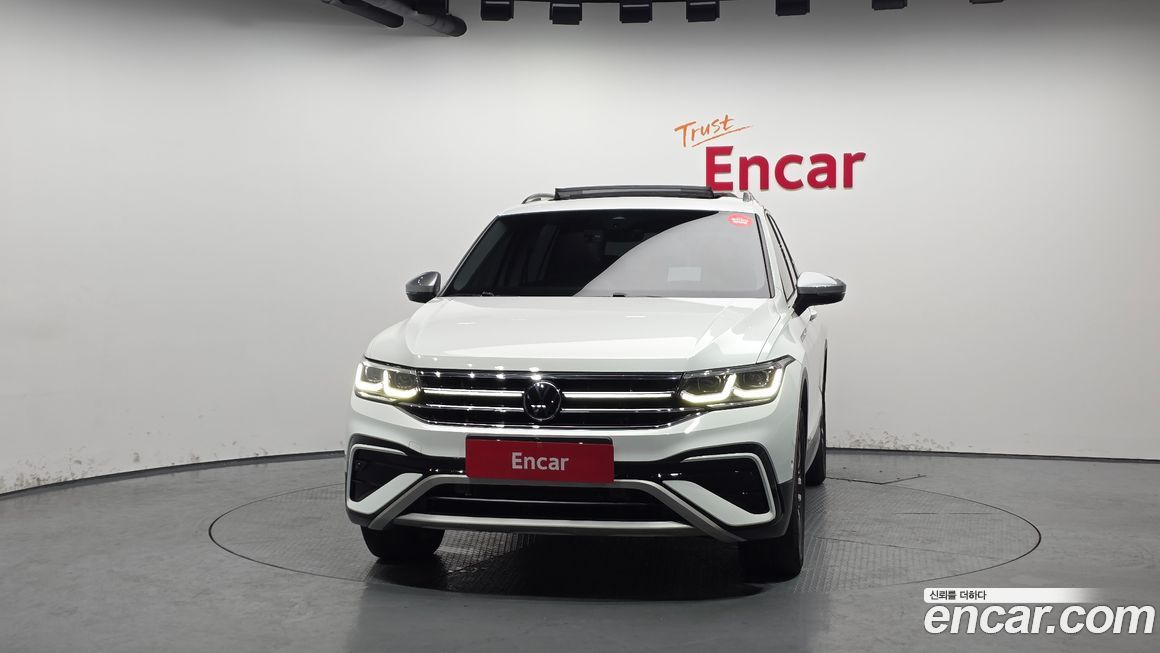 Volkswagen Tiguan 2.0 TSI Prestige, 2023