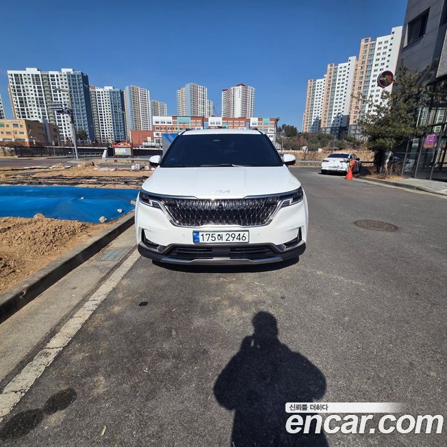 Kia Carnival 9-Seater Signature, 2023