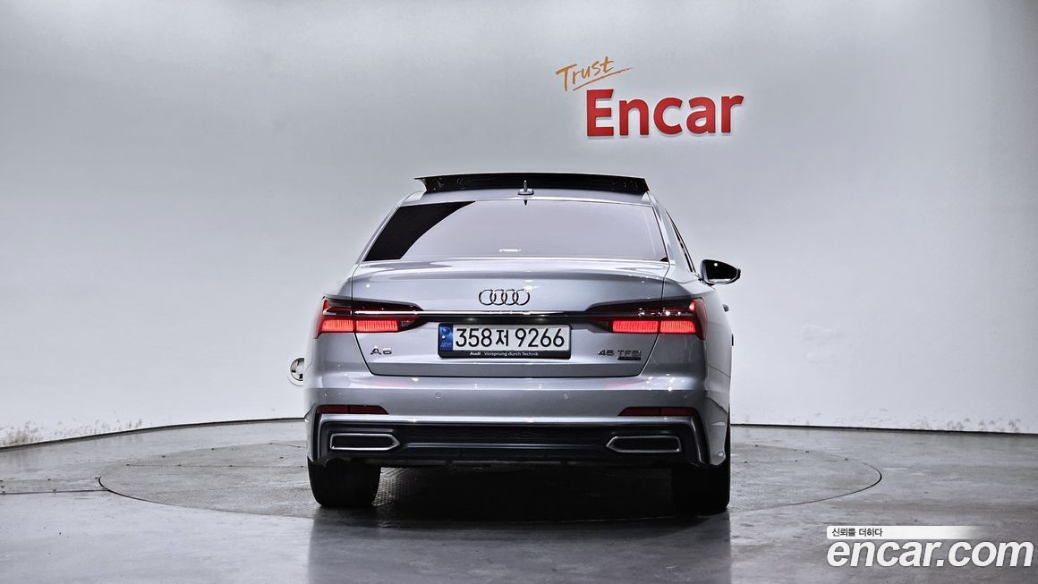 Audi A6 45 TFSI Quattro Premium, 2023