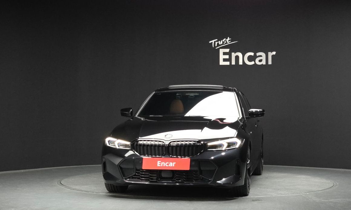 BMW 3-Series 320i M Sport, 2023