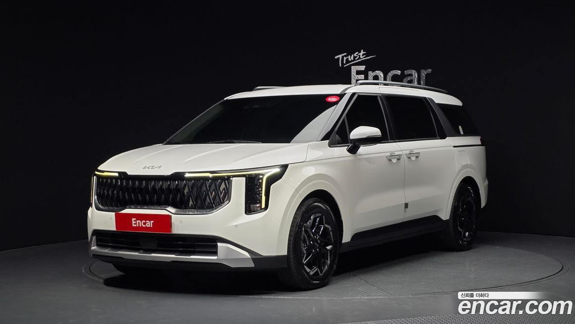 Kia Carnival 9-Seater Prestige, 2024