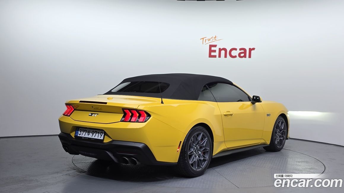 Ford Mustang 5.0 GT Premium Convertible, 2024
