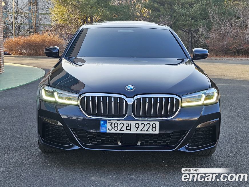 BMW 5-Series 530i xDrive M Sport Package, 2022