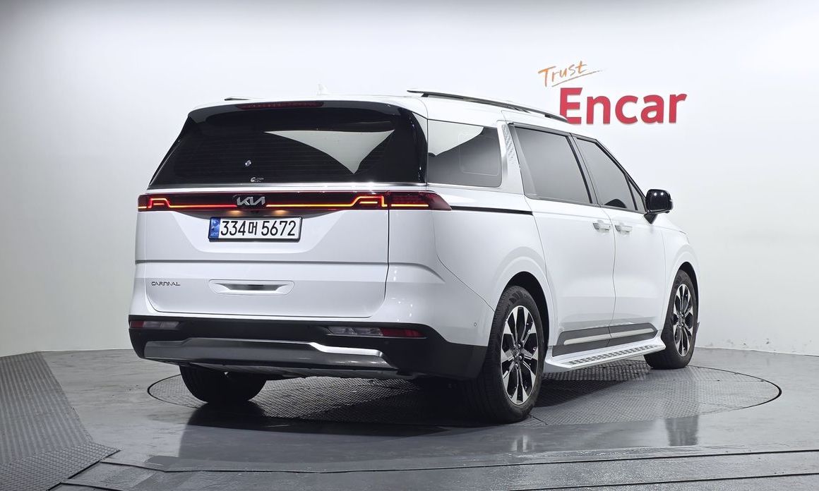 Kia Carnival 9-Seater Signature, 2023
