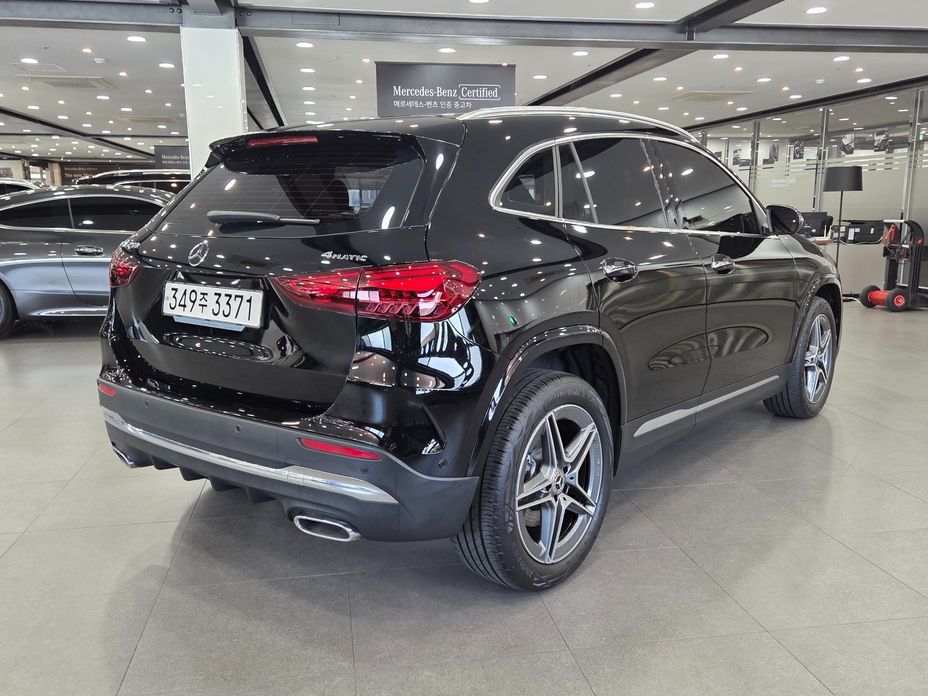 Mercedes-Benz GLA-Class GLA250 4MATIC, 2024
