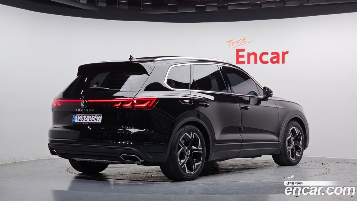 Volkswagen Touareg 3.0 TDI Prestige, 2024