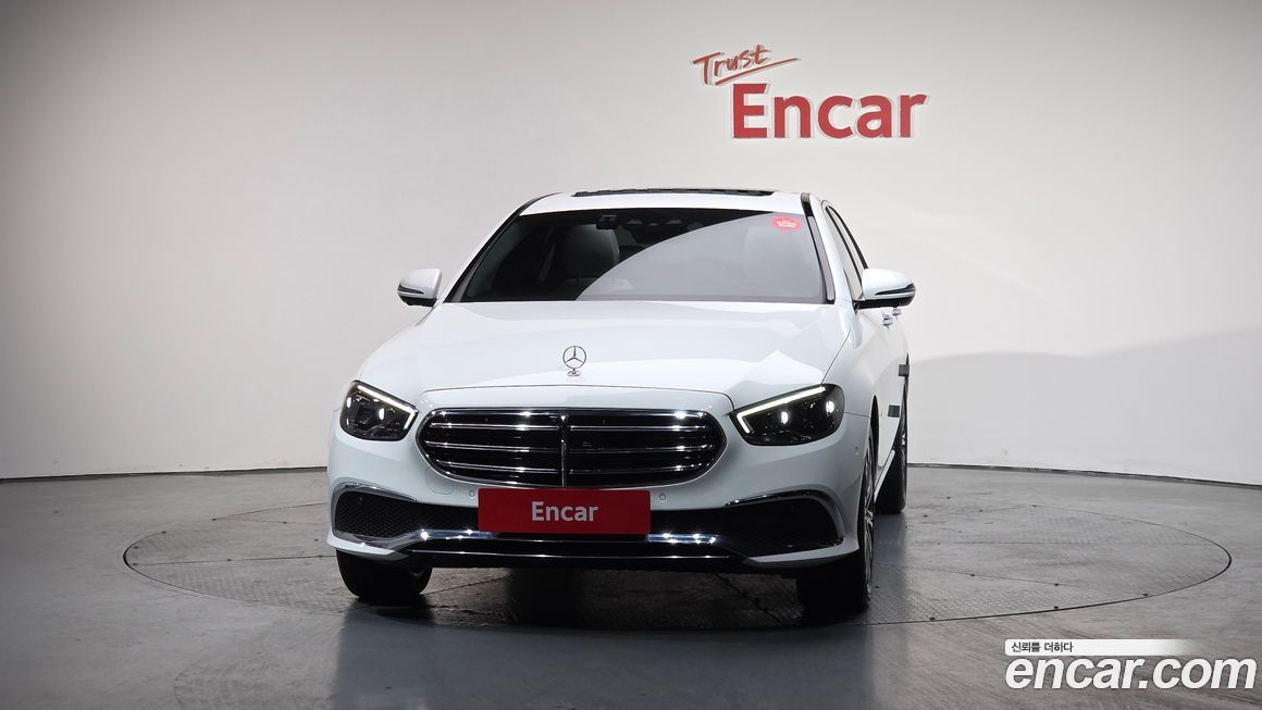 Mercedes-Benz E-Class E350 4MATIC Exclusive, 2023