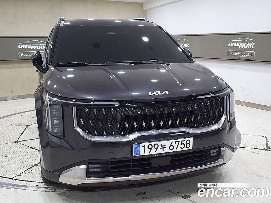 Kia Carnival 7-Seater Noblesse, 2024