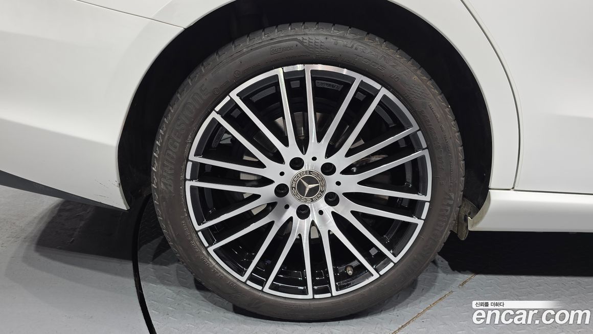 Mercedes-Benz C-Class C200 Avantgarde, 2023